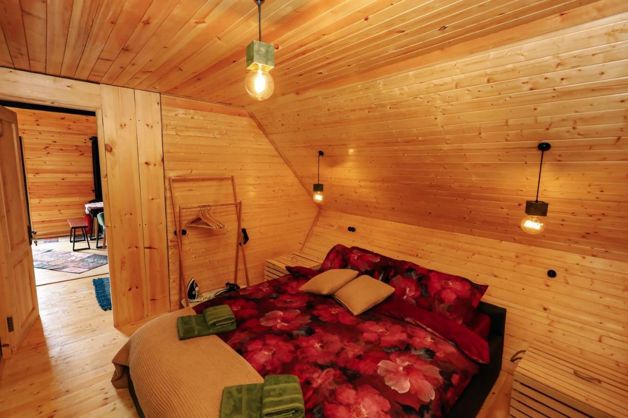 Wooden Cottage "Green House" In Бакуриани Экстерьер фото